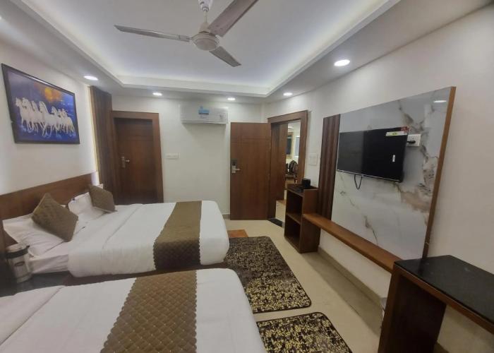 Muskan Hotel
