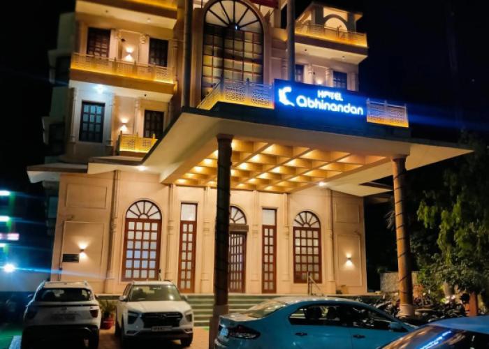 Hotel Abhinandan