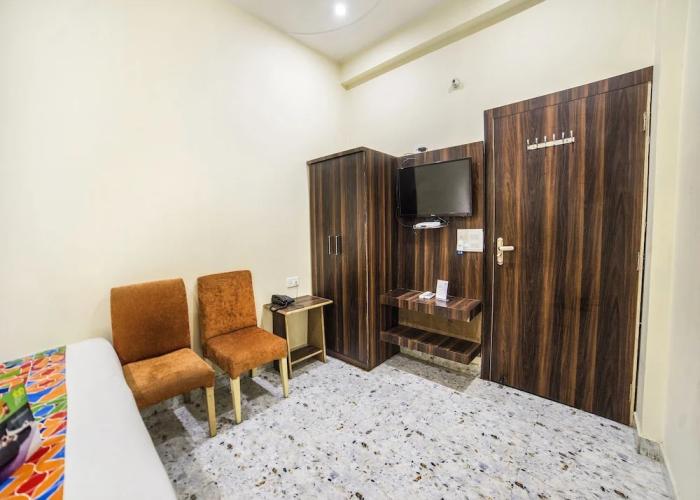 FabHotel Glorify Stay