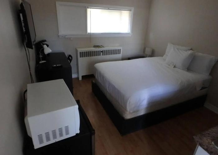 Wheel Inn Motel