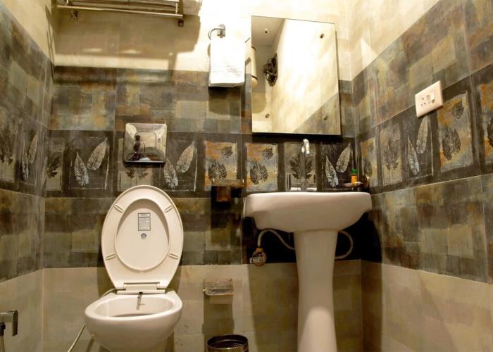 FabHotel Diamond