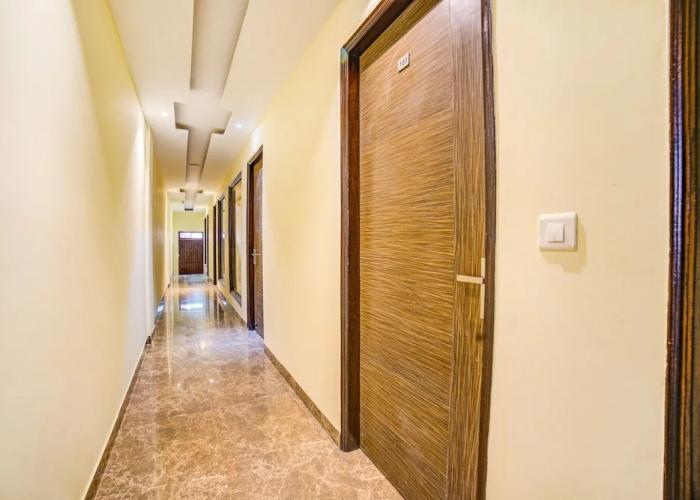 FabHotel Diamond