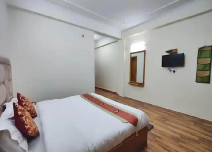 Hotel Glass Inn