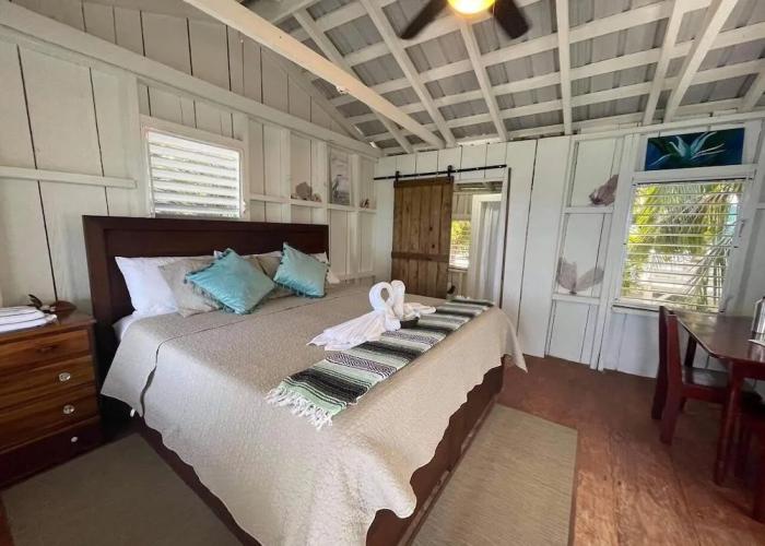 Ranguana Caye Cabanas
