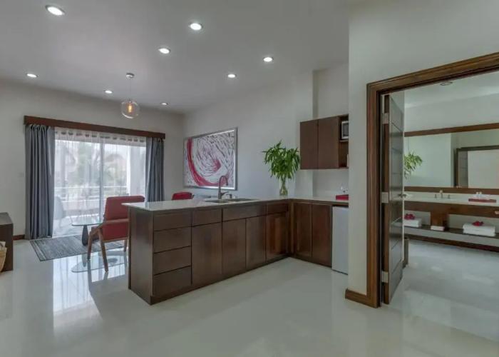 The Ellysian Boutique Hotel