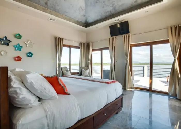 Villa Laguna Gecko