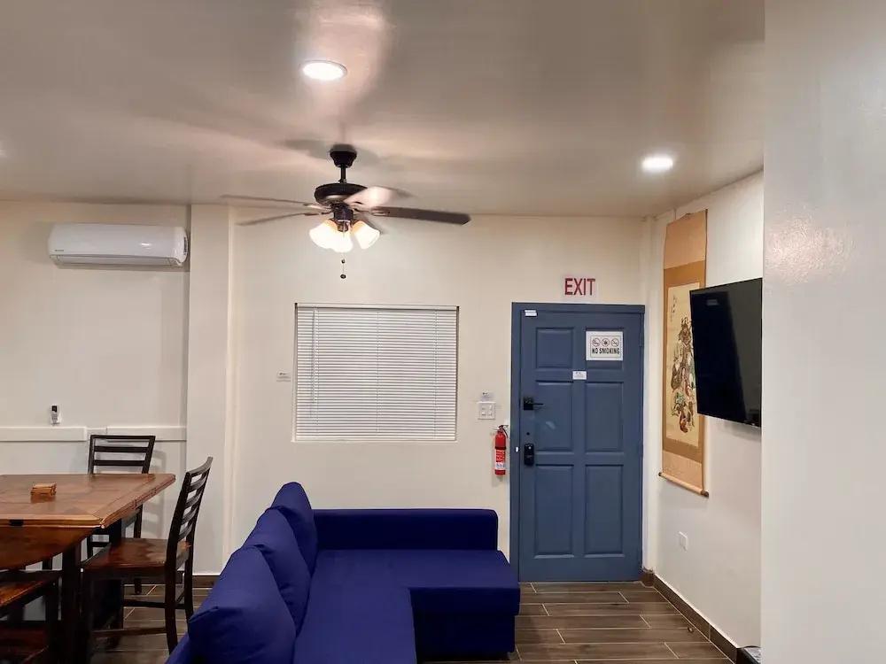 фото MeMes Place