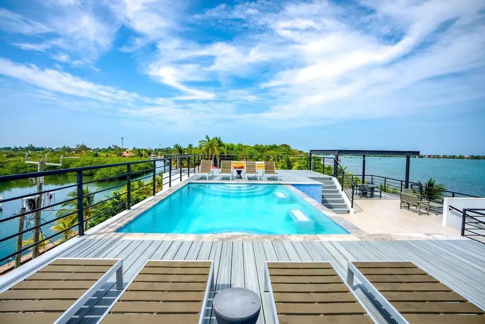фото Oceanfront Sunset Gecko Condo - Second Floor 2B