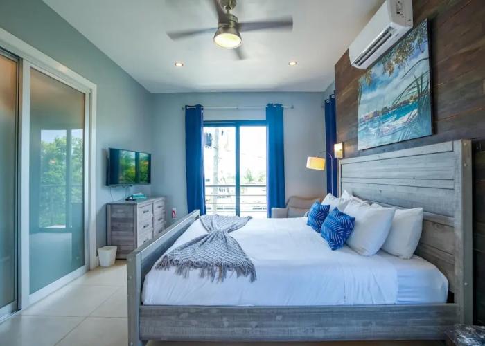 Oceanfront Sunset Gecko Condo - Ground Floor 1A