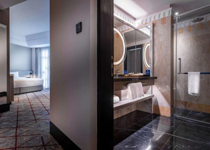 DoubleTree by Hilton Putrajaya Lakeside