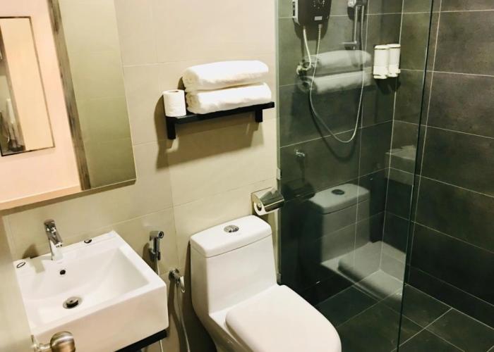 Enclave Business Hotel