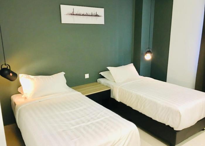 Enclave Business Hotel