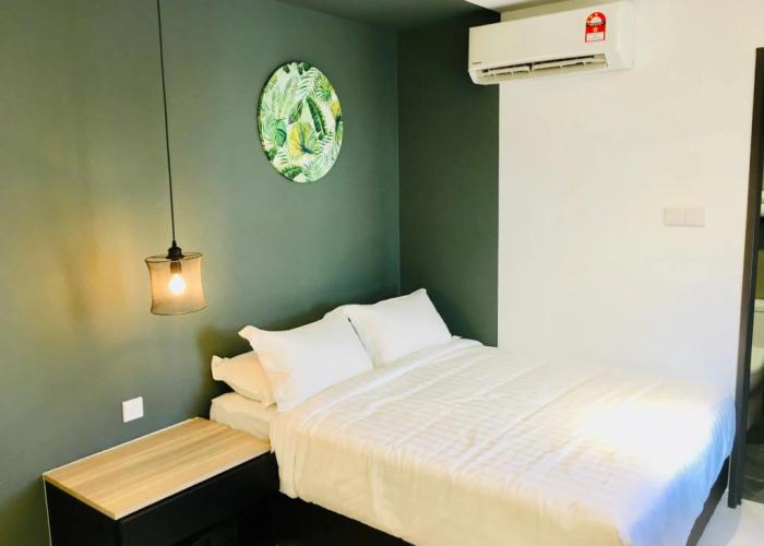 Enclave Business Hotel