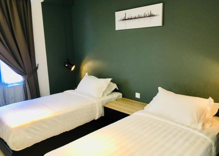 Enclave Business Hotel