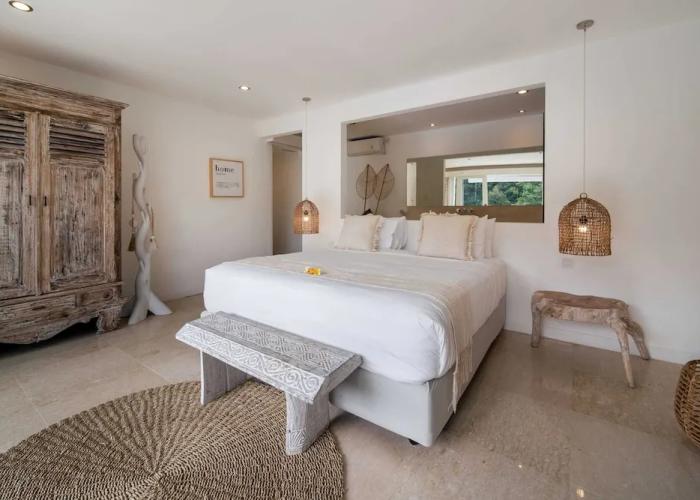 Magical Jungle Villa, 4 BR, Ubud With Staff