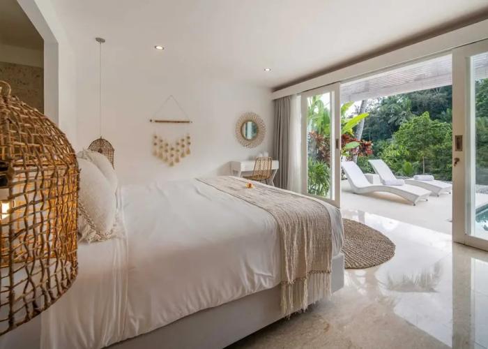 Magical Jungle Villa, 4 BR, Ubud With Staff