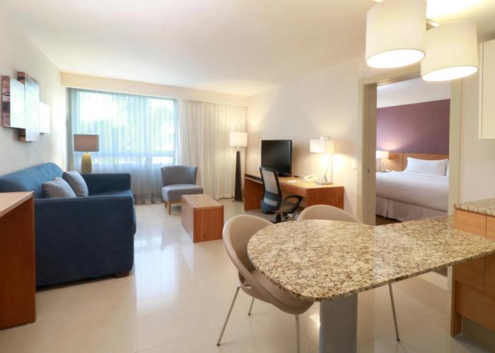 Staybridge Suites Guadalajara Expo by IHG