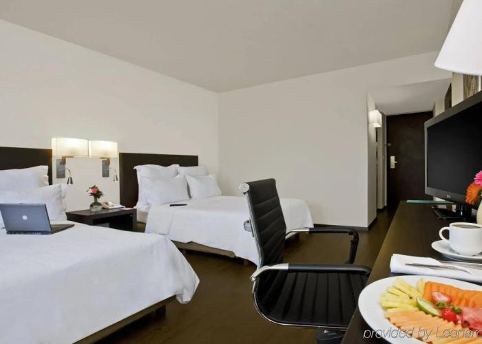 Fiesta Inn Guadalajara Expo