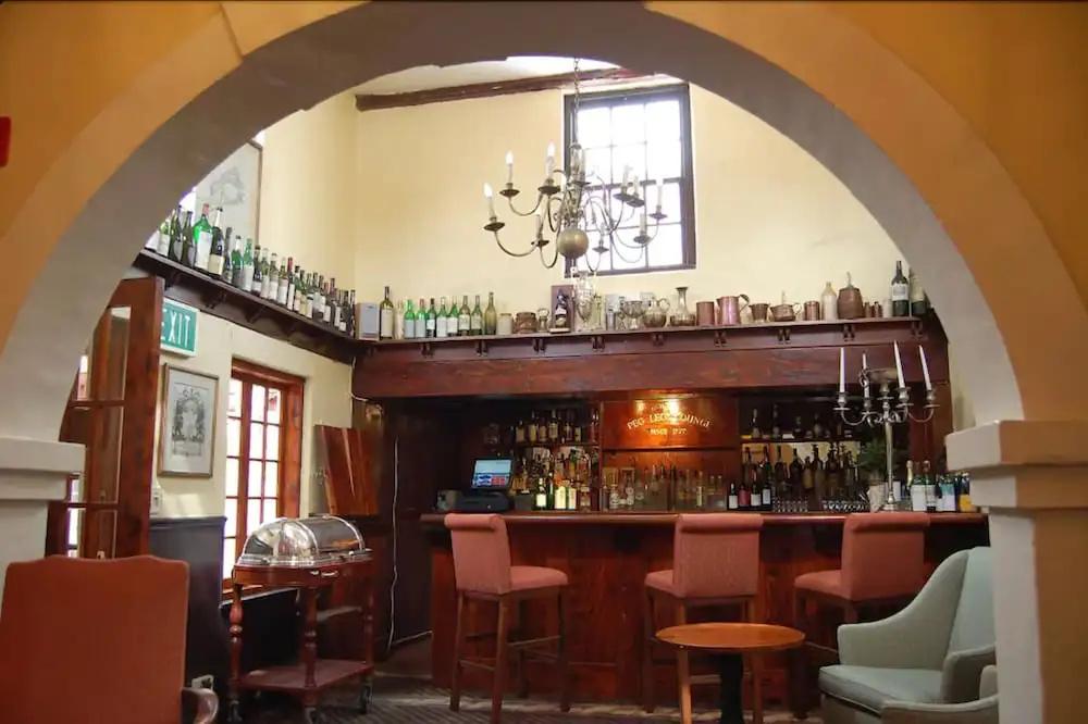 фото Fourways Inn