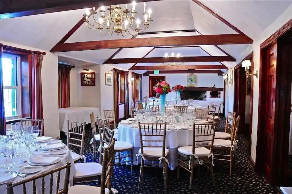 фото Fourways Inn