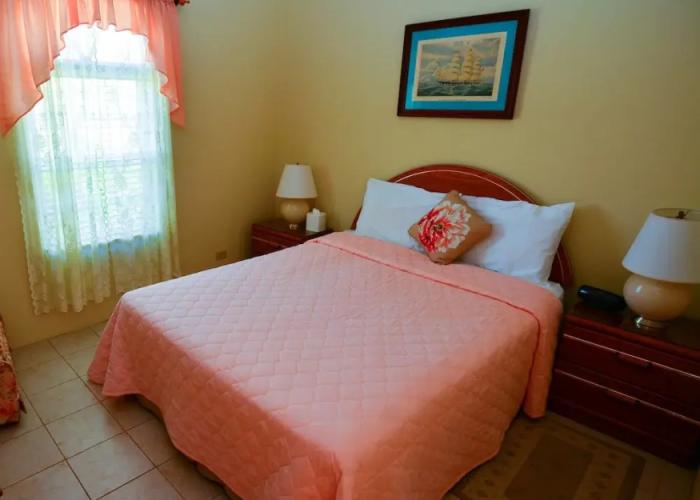 Dawkins Manor Hotel