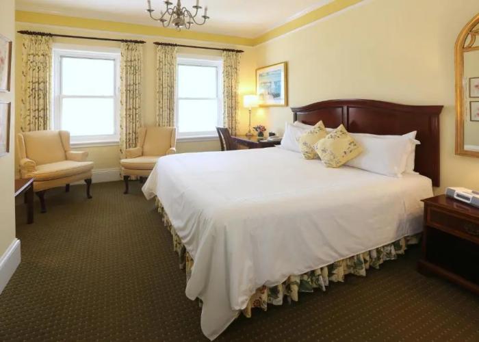 Royal Palms Hotel