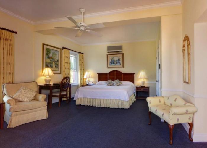 Royal Palms Hotel