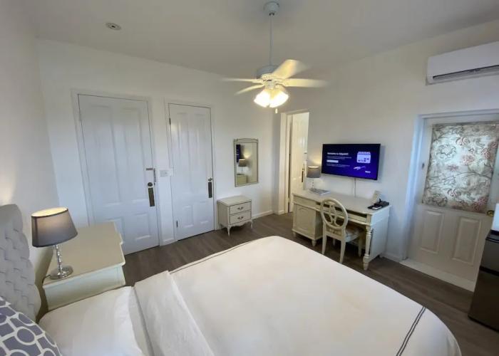 Edgehill Manor Guest House