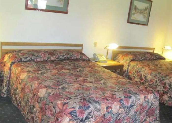 Rosecourt Motel