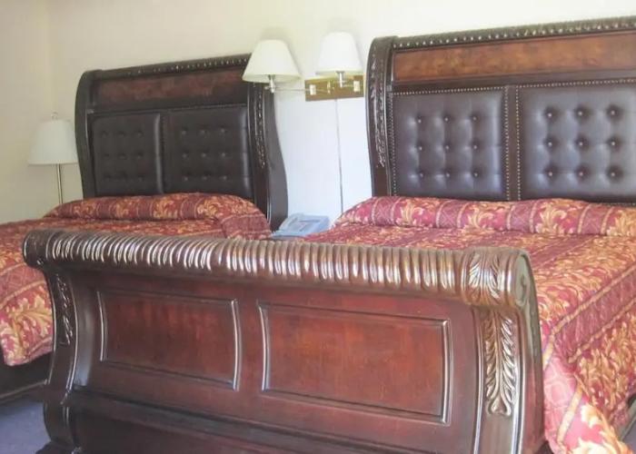 Rosecourt Motel