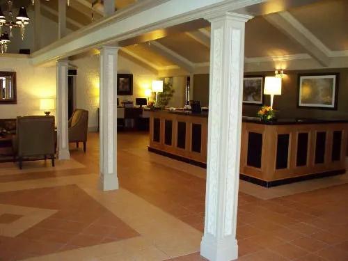 Festival Courtyard Inn