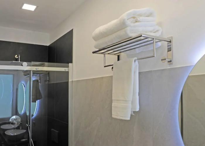 Mom Apartment Rooms&Suites