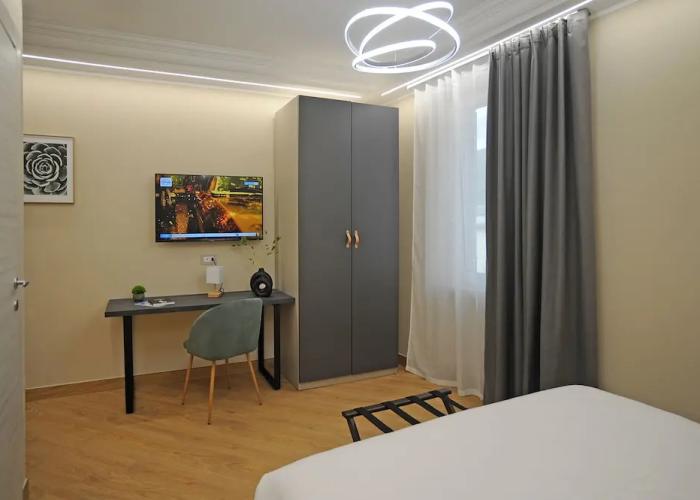 Mom Apartment Rooms&Suites