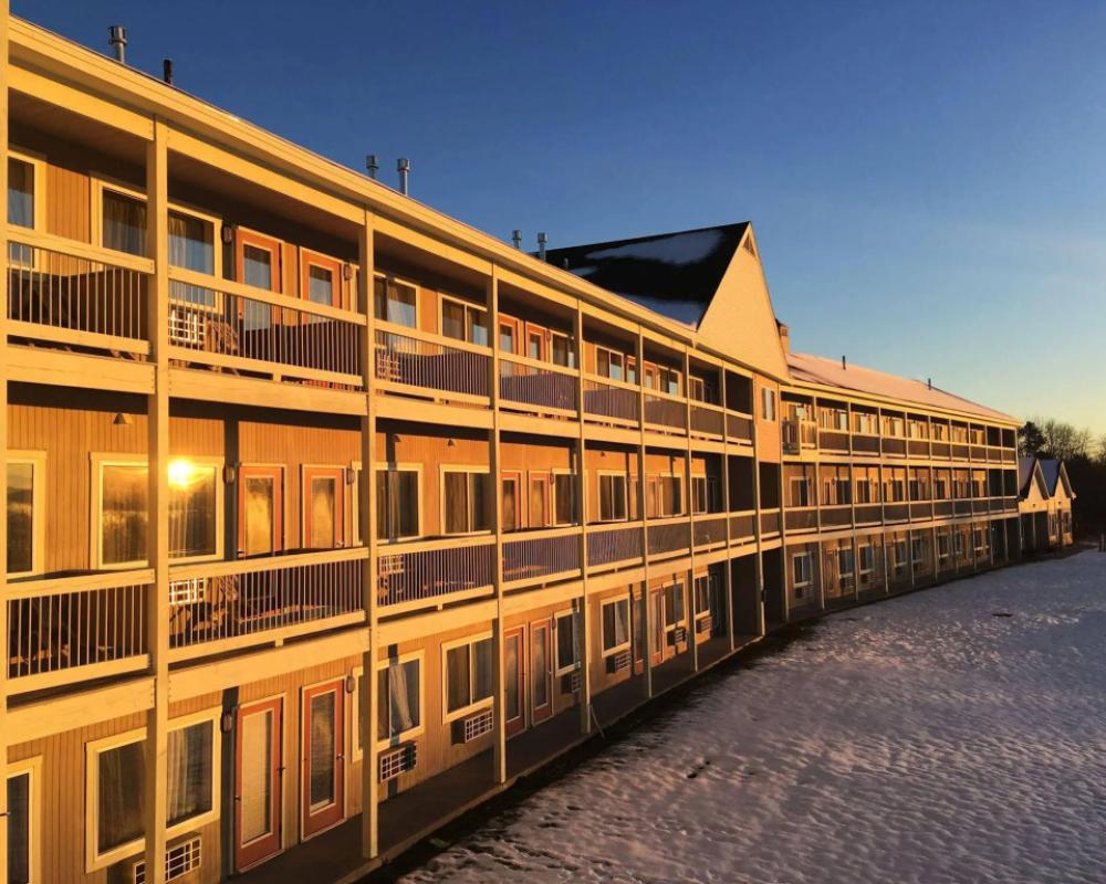 Fireside Inn & Suites - Belfast