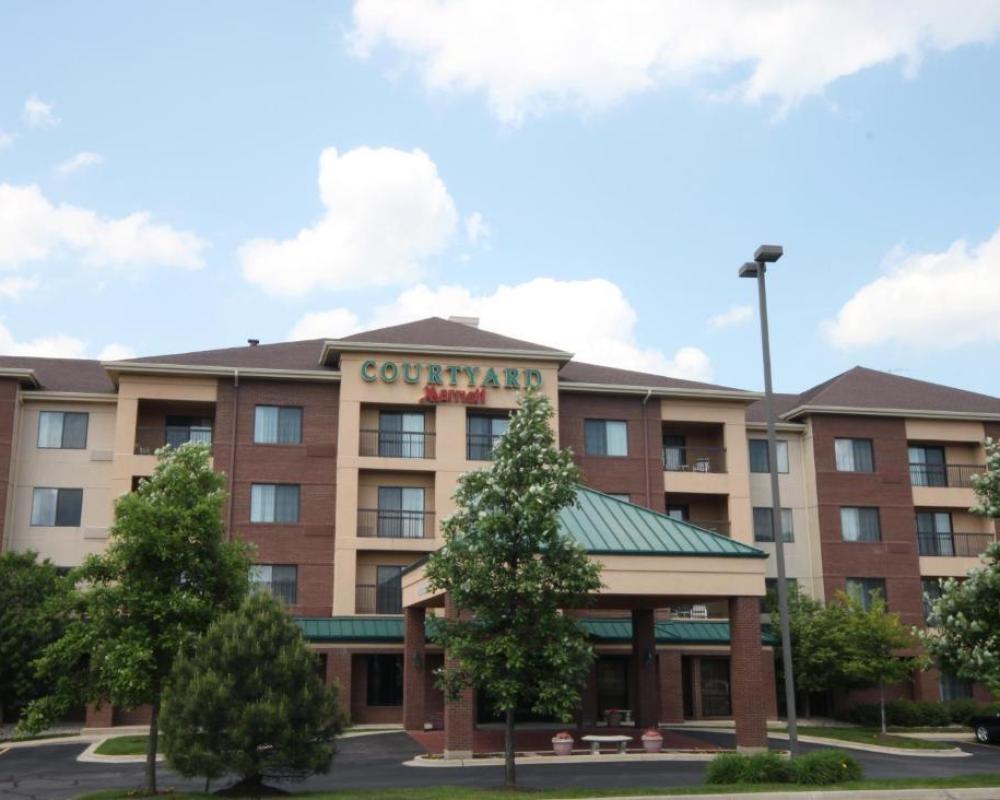 Courtyard by Marriott Chicago Bloomingdale