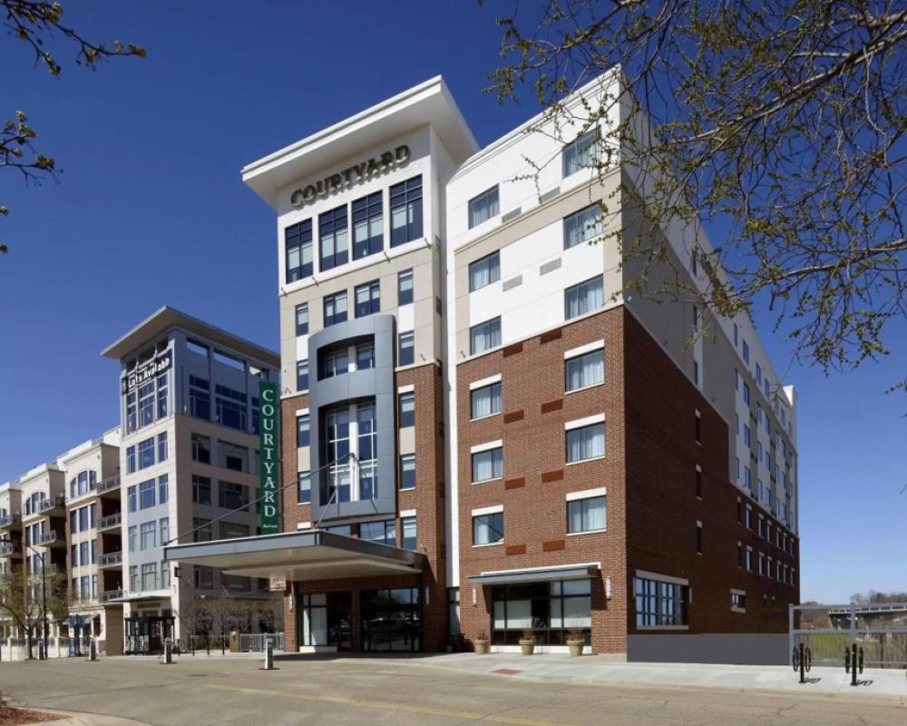 Courtyard Akron Downtown