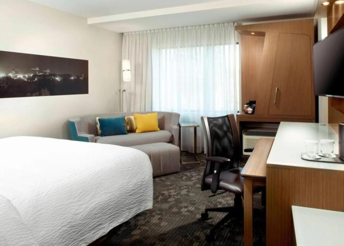 Courtyard Akron Downtown