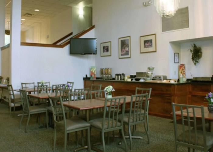 The Royal Inn & Suites