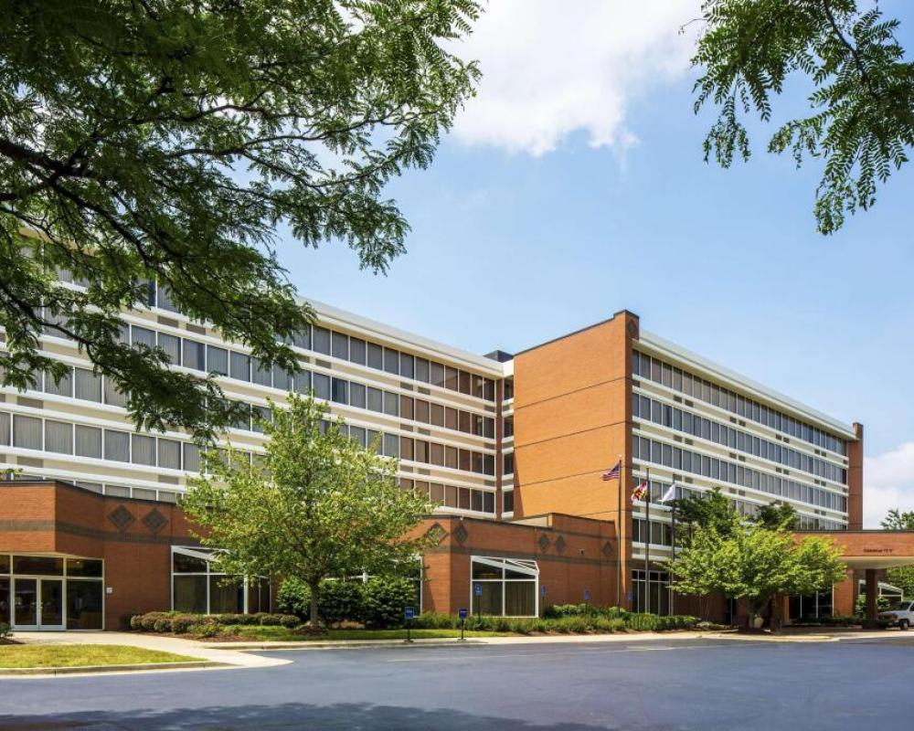 DoubleTree by Hilton Hotel Largo/Washington DC