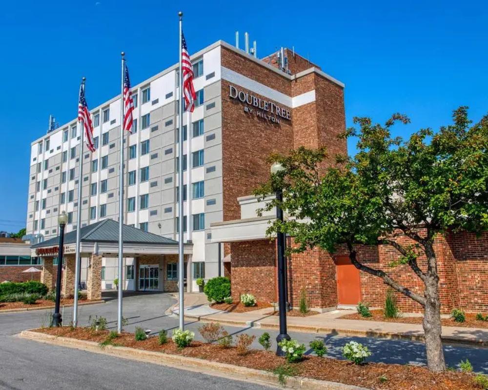 DoubleTree by Hilton Neenah