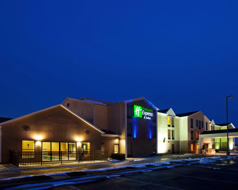Holiday Inn Express Hotel & Suites Cleveland-Streetsboro by IHG