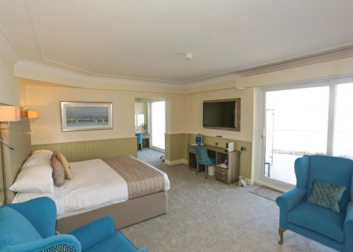 Duck Bay Hotel
