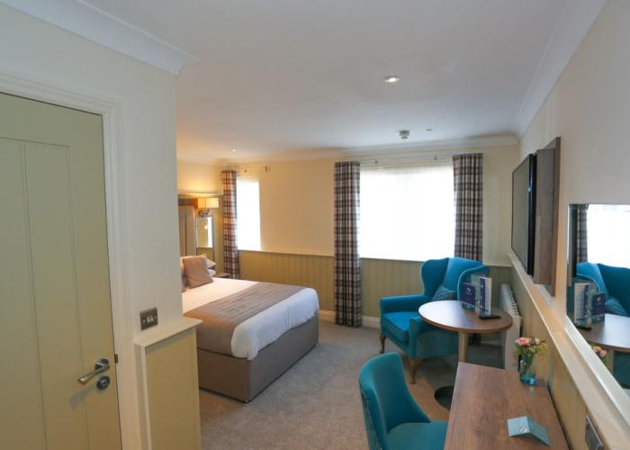 Duck Bay Hotel