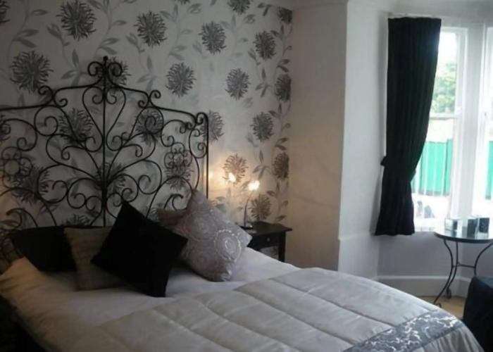 Castle Gate Guest House