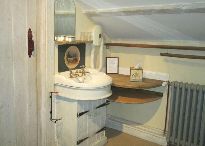 Alnwick Lodge