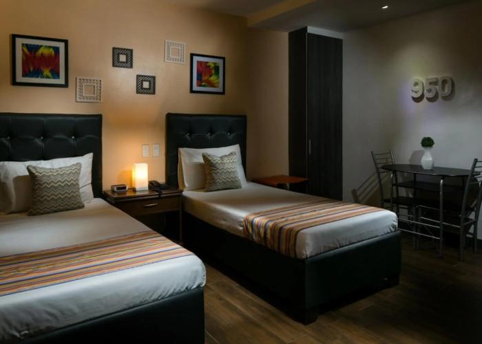 950 Condotel