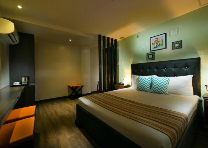 950 Condotel