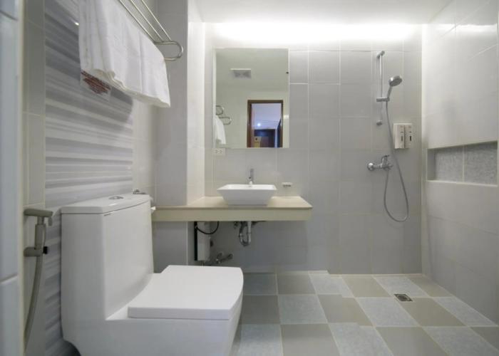 950 Condotel