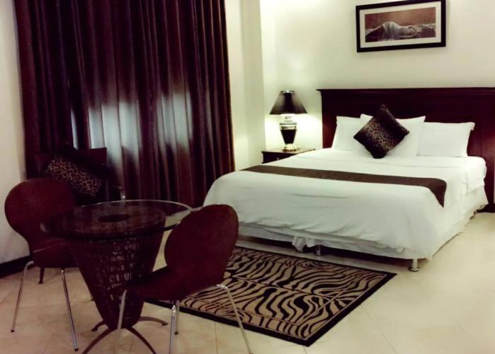 Valentino's Hotel