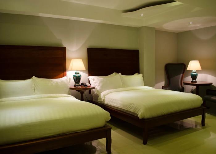 Ritz Hotel